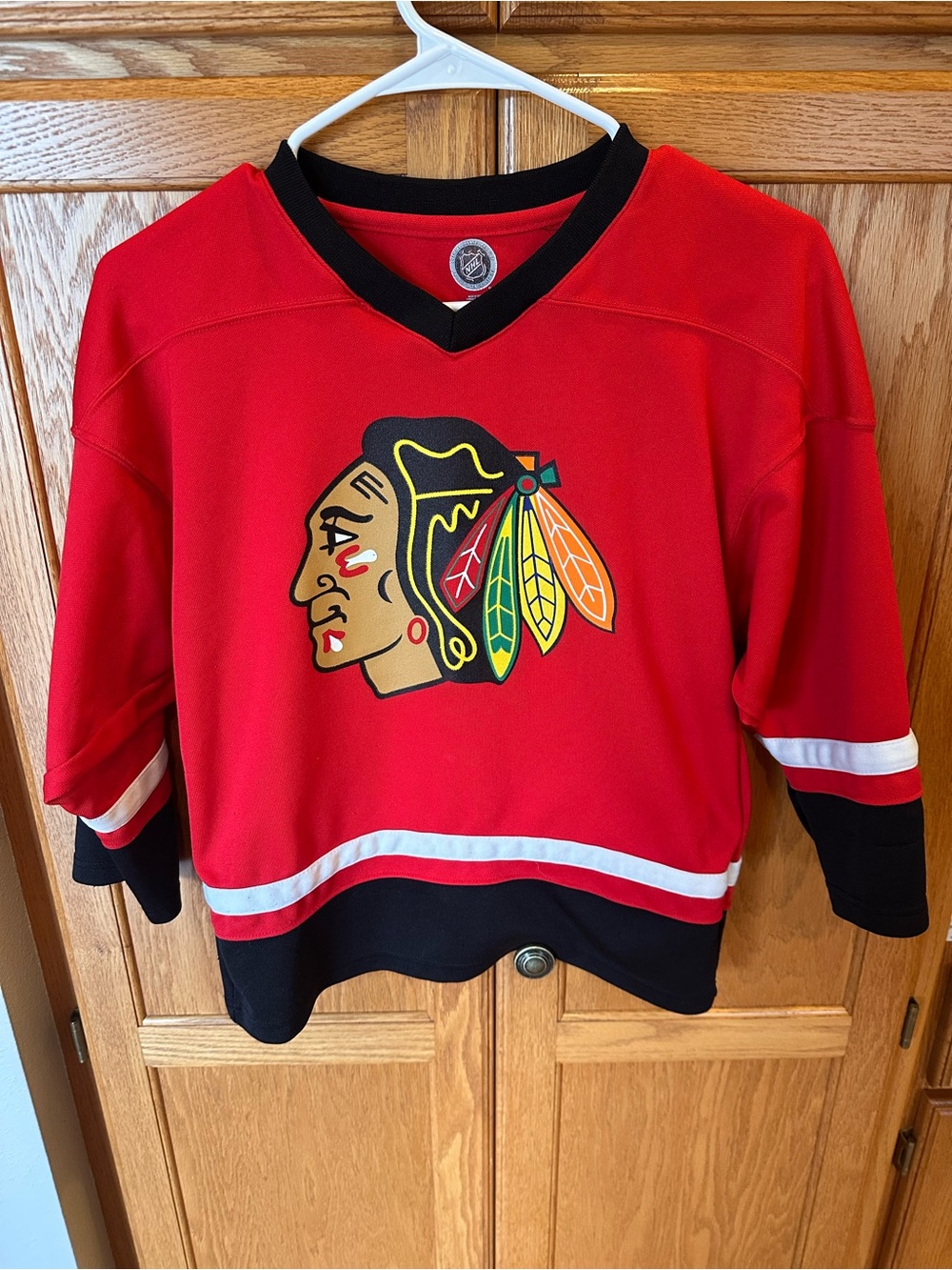 Chicago Blackhawks Kids Red Hockey Jersey Top size Large 10/12